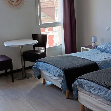 Studio 24M2 Au 4Eme Etage Ascenseur A Cote De La Gare Sncf Lourdes Dış mekan fotoğraf